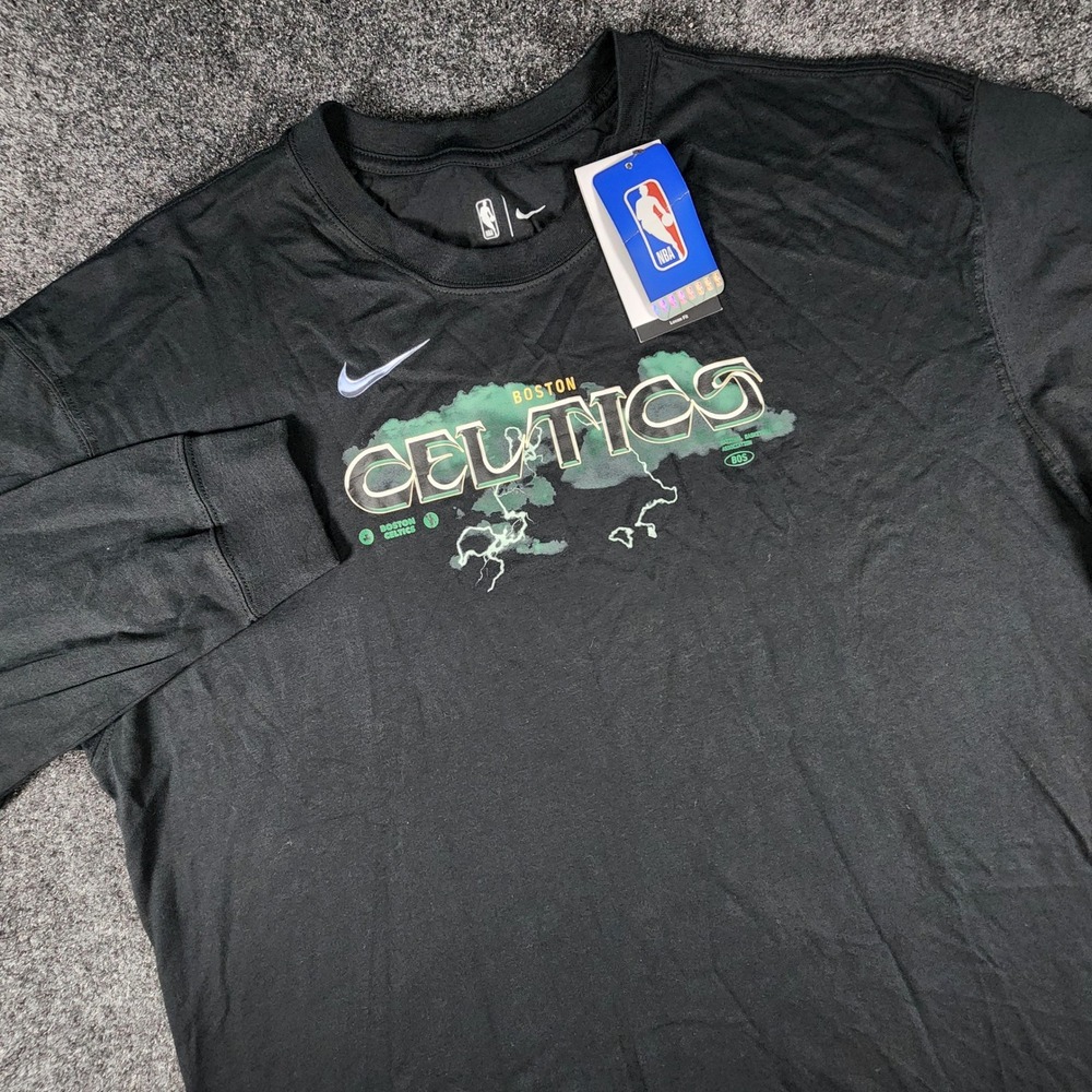 NWT Nike Boston Celtics NBA Loose Fit Long Sleeve Shirt Mens XL Black FN1366-010
